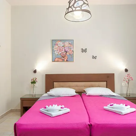 Stathis Beachfront Luxury Appartamento *