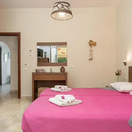 Stathis Beachfront Luxury Appartamento *
