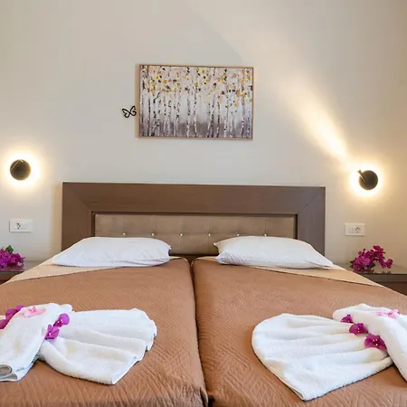 Appartamento Stathis Beachfront Luxury